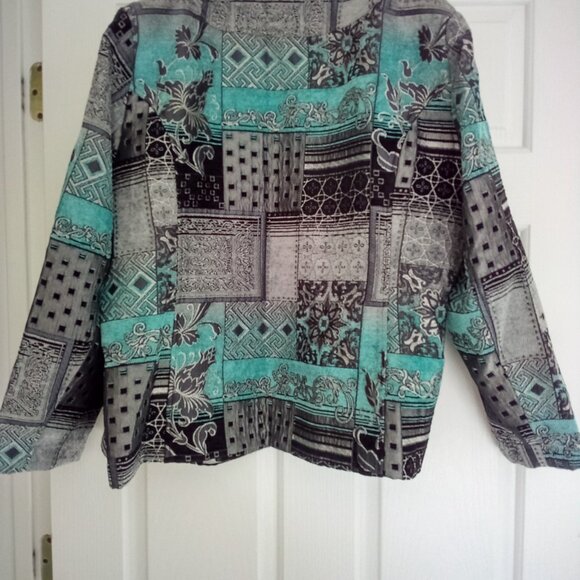 Elegant Blazer By: Dress Barn Women's Size: 22/24 Perfect Condition - Picture 4 of 7